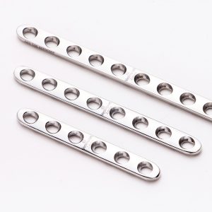 Placa DCP 2.4 mm 8 Orificios