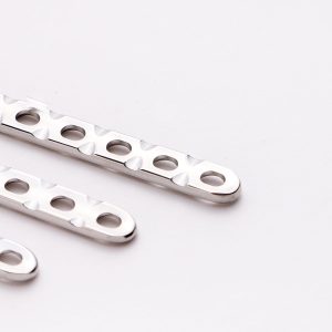 Placa DCP 2.4 mm 8 Orificios